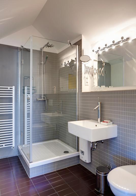 Design Apartments "Hier War Goethe Nie" Weimar  Bilik gambar