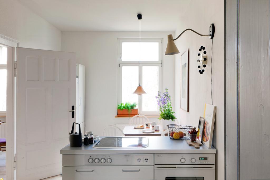 Design Apartments "Hier War Goethe Nie" Weimar  Bilik gambar